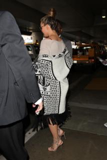 Chrissy Teigen feet photo thumbnail
