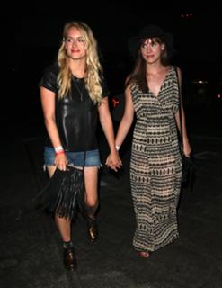 Christa B. Allen feet photo thumbnail