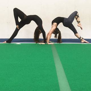 Christa B. Allen feet photo thumbnail