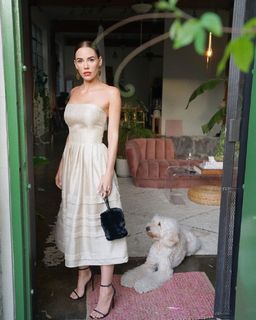 Christa B. Allen feet photo thumbnail