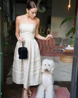 Christa B. Allen feet photo thumbnail