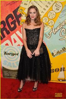 Christa B. Allen feet photo thumbnail