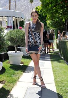 Christa B. Allen feet photo thumbnail