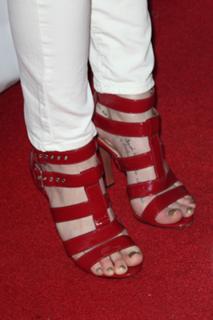 Christa B. Allen feet photo thumbnail