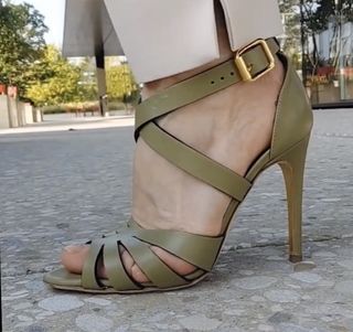 Christa Kummer feet photo 3