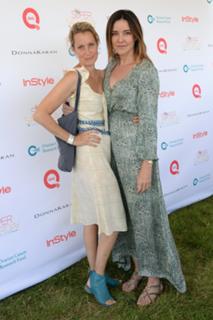 Christa Miller feet photo thumbnail