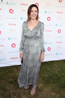 Christa Miller feet photo thumbnail