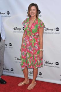 Christa Miller feet photo thumbnail