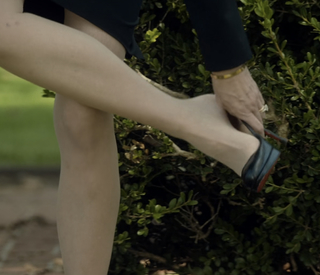 Christa Miller feet photo thumbnail