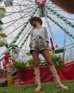 Christa Rigozzi feet photo 6