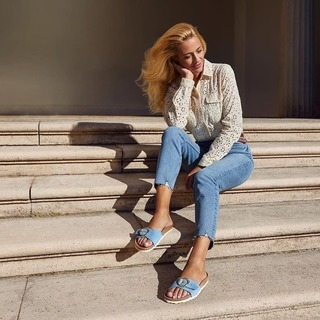 Christa Rigozzi feet photo 12