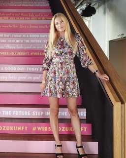 Christa Rigozzi feet photo 10