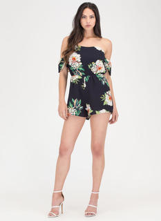 Christen Harper feet photo 3