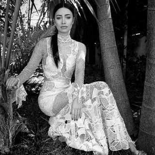 Christian Serratos feet photo thumbnail