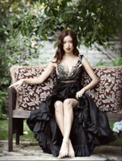 Christian Serratos feet photo thumbnail