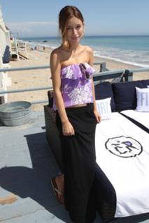 Christian Serratos feet photo thumbnail
