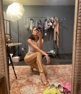 Christian Serratos feet photo thumbnail