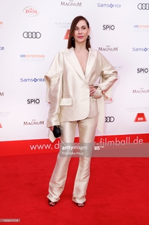 Christiane Paul feet photo 11