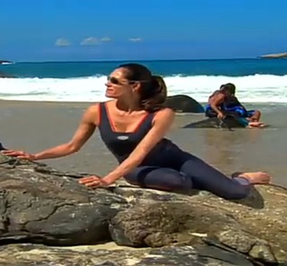 Christiane Torloni feet photo 8