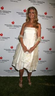 Christie Brinkley feet photo thumbnail