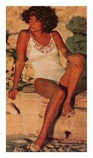 Christie Brinkley feet photo thumbnail