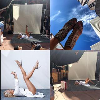 Christie Brinkley feet photo thumbnail