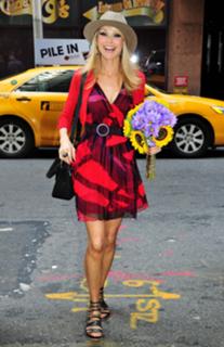 Christie Brinkley feet photo thumbnail