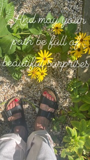 Christie Brinkley feet photo thumbnail