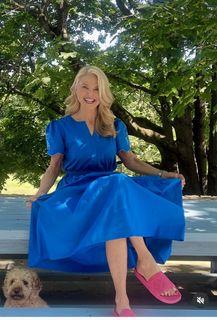 Christie Brinkley feet photo thumbnail