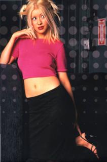 Christina Aguilera feet photo thumbnail