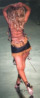 Christina Aguilera feet photo thumbnail