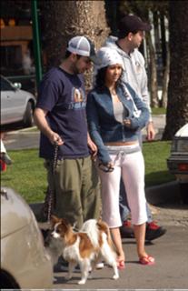 Christina Aguilera feet photo thumbnail