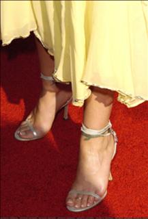Christina Applegate feet photo thumbnail