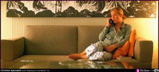 Christina Applegate feet photo thumbnail