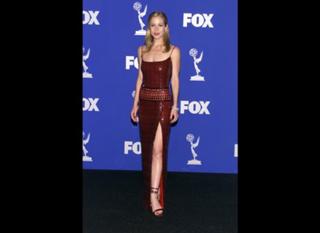 Christina Applegate feet photo thumbnail