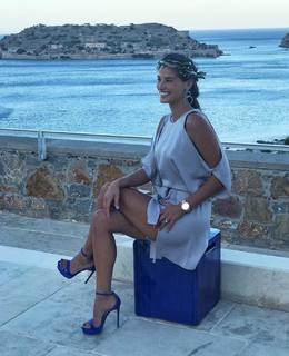 Christina Bompa feet photo thumbnail