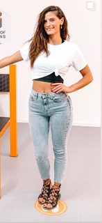 Christina Bompa feet photo thumbnail