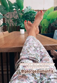 Christina Bompa feet photo thumbnail