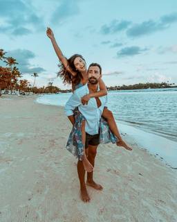 Christina Bompa feet photo thumbnail