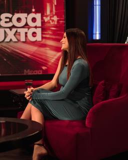 Christina Bompa feet photo thumbnail