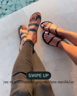 Christina Bompa feet photo thumbnail