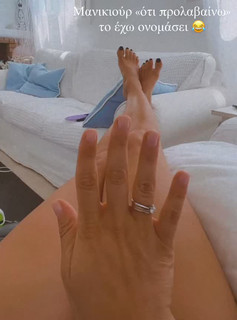 Christina Bompa feet photo thumbnail