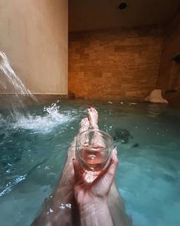 Christina Bompa feet photo thumbnail