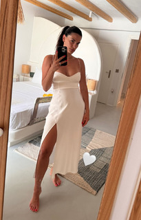 Christina Bompa feet photo thumbnail