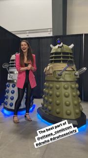 Christina Chong feet photo thumbnail