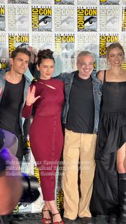 Christina Chong feet photo thumbnail