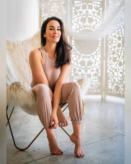 Christina Cindrich feet photo 3