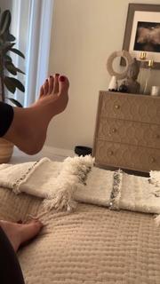 Christina Cindrich feet photo 9