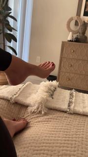 Christina Cindrich feet photo 8