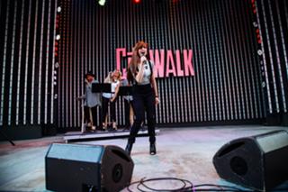 Christina Grimmie feet photo thumbnail